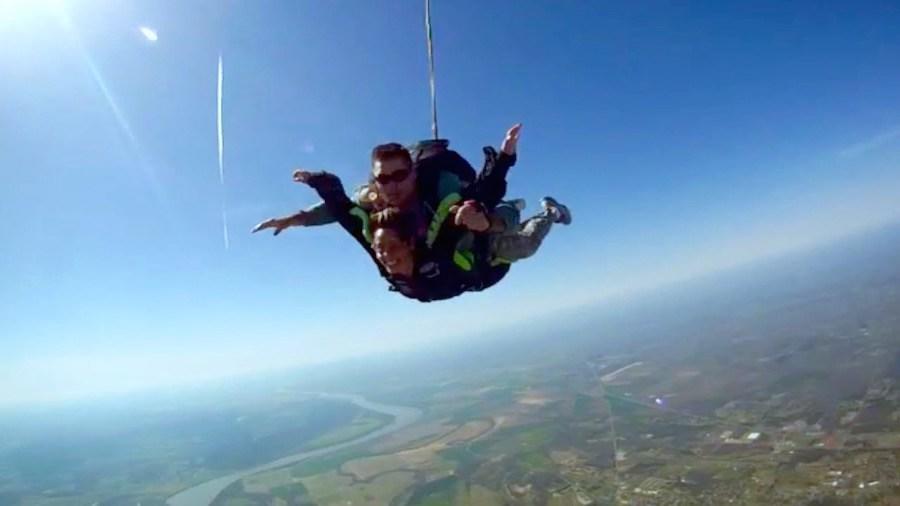 freefall skydiving