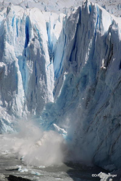 Argentina, Perito Merino Glacier, calving 155 (11)