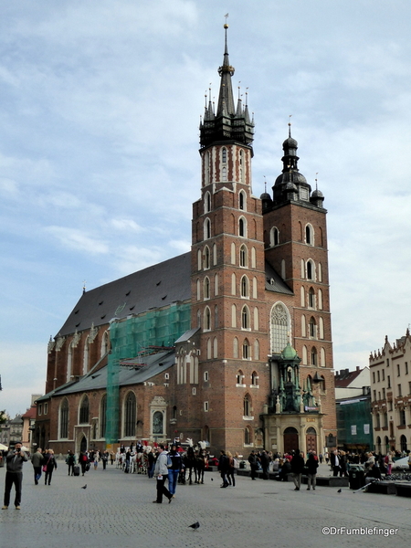 01 St. Mary's Basilica, Krakow