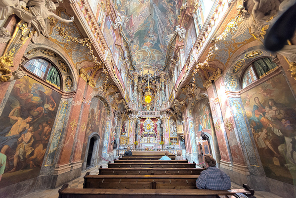 Asamkirche_(HDR)_(8418262697)SteveCollis