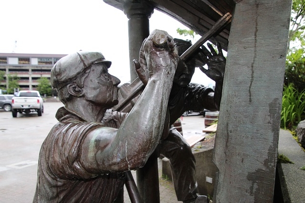 Miners Statue 2