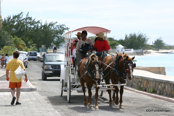 03-carriage-ride-grand-turk