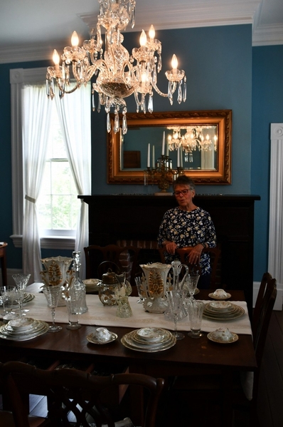 Dining room and docent Ein