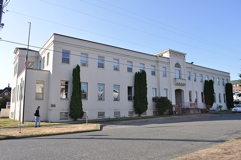 File:Aberdeen, WA - former armory.jpg