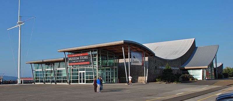 File:Columbia River Maritime Museum exterior in 2012.jpg