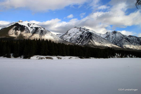 Views from Johnson Lake Trail in the Winter