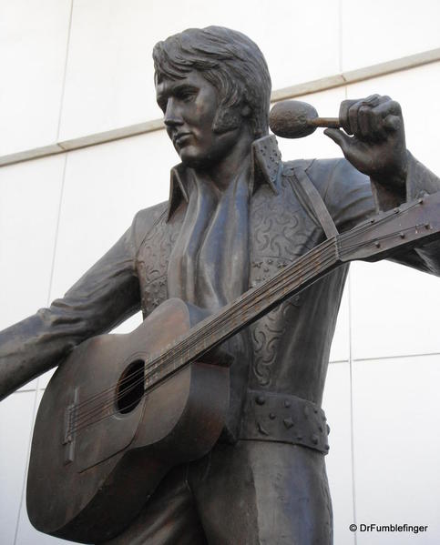 Elvis statue, Westgate Las Vegas Resort and Casino