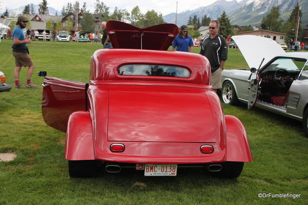 06 1933 Ford V8 Coupe (3)