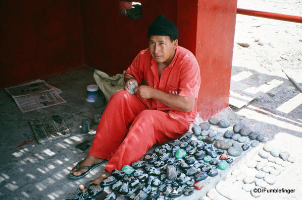 Rock artist at the Mirador tower, Nazca lines