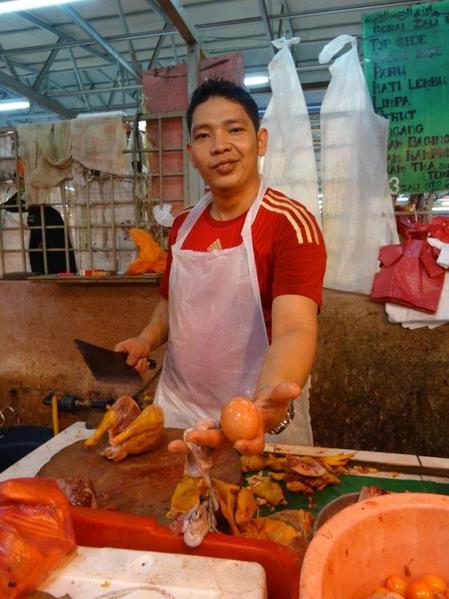 09 an-egg-anyone-farmers-market-in-jalan-raja-alang-kl-malaysia-food-tour-in-kuala-lumpur-malaysia