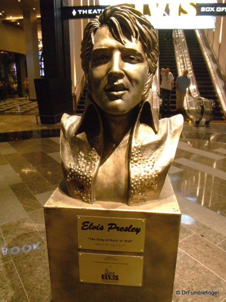 Las Vegas, Elvis bust at the Aria