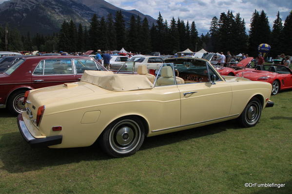 1971 Rolls Royce Corniche (1)