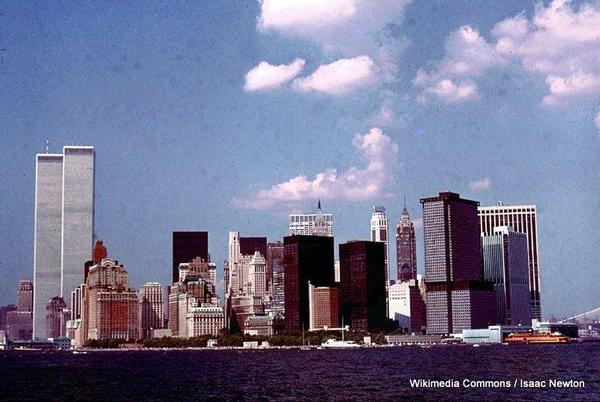 1-19_Manhattan_skyline_from_Statten_Island_ferry_July_76