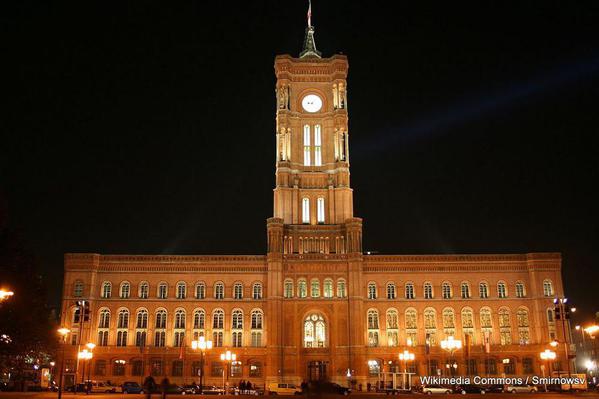 1280px-Rote_Rathaus_Festival_of_Lights_2007