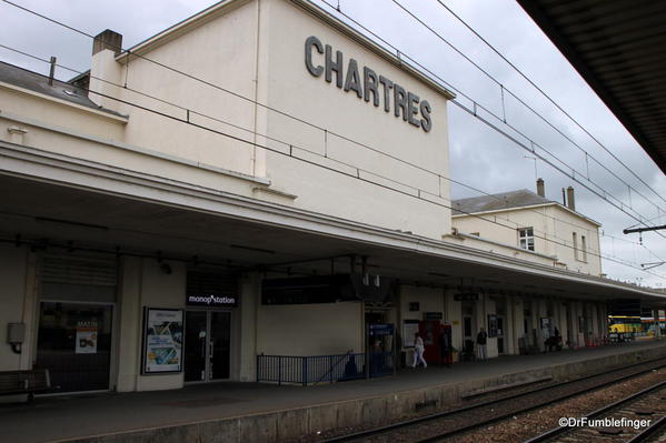 Chartres station