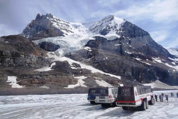 The Ice Explorer. Columbia Icefields