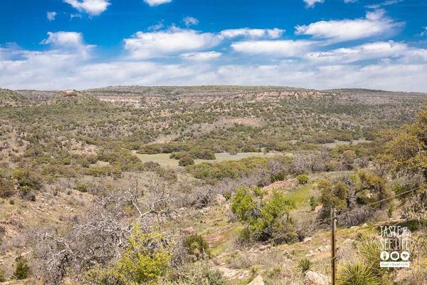 Texas-Hill-Country-Pastoral-Views