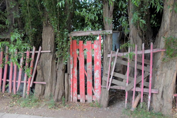 Doors of Argentina, El Califate