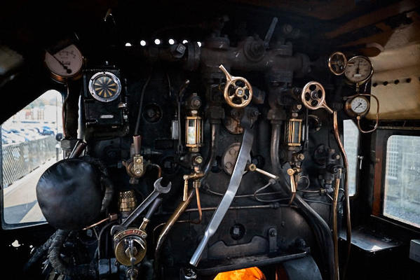 Engine footplate LS 7+ 1