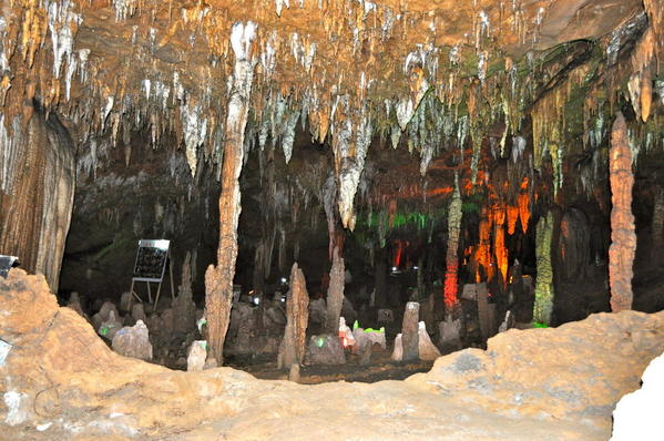 Yellow Dragon Cave, Zhangjiajie National Park, China