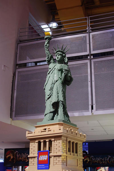 LEGO_Statue_of_Liberty_(6334839445) InSapphoWeTrust