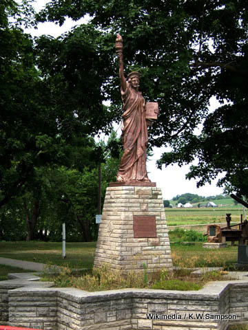 Lady_Liberty_of_London_Mills IL-K.W. Sampson