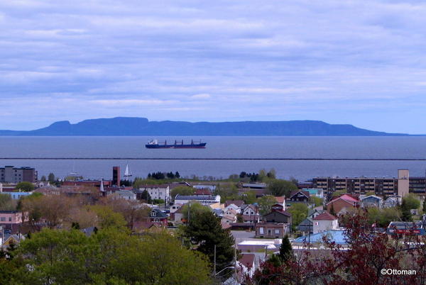 Ottoman Sleeping Giant