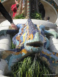 Park Guell blue salmander 1