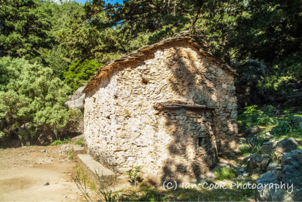 Photo 08-07-2016, 21 29 43 Derelict village