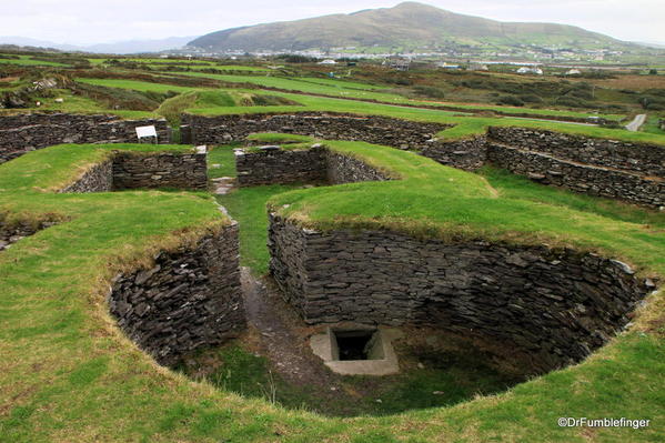 Leacanabuaile Fort