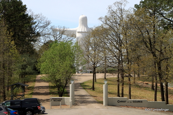 01 Christ of the Ozarks, Arkansas (39)