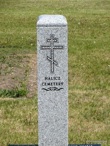 01 Prairie Cemetery near Dauphin