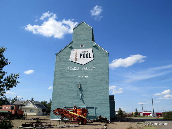 01 Prairie Elevator Museum, Acadia Valley