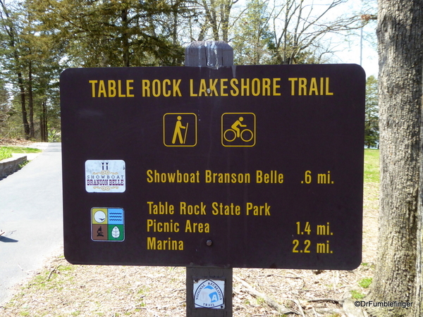 01 Table Lake Lakeside Trail