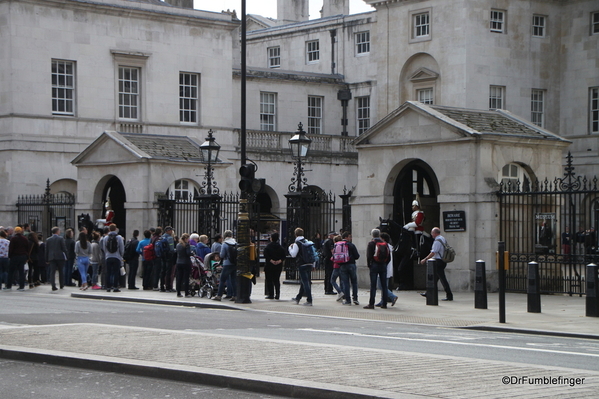 01 Whitehall Horse Guard