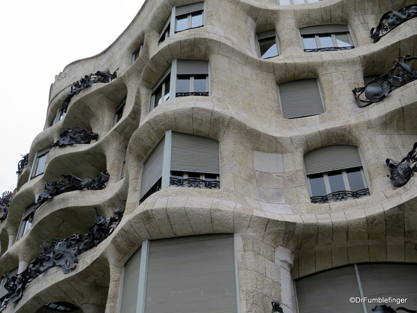 02 Casa Mila