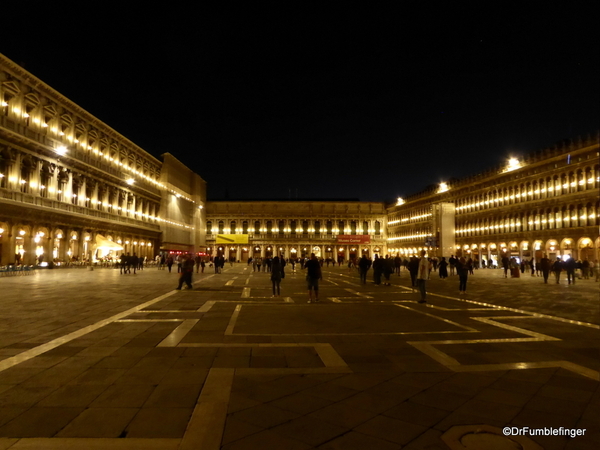 02 Piazza San Marco after dark