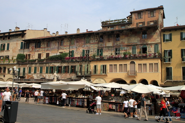 02 Piazza delle Erbe