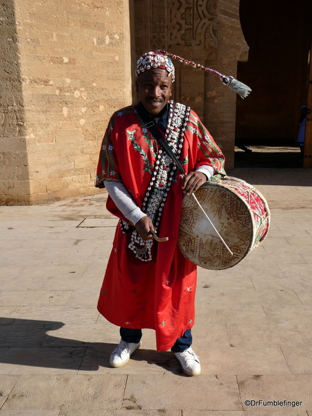 02 Rabat fort with musican (3)