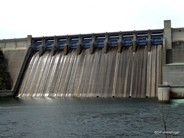 02 Table Lake Dam and Visitor Center