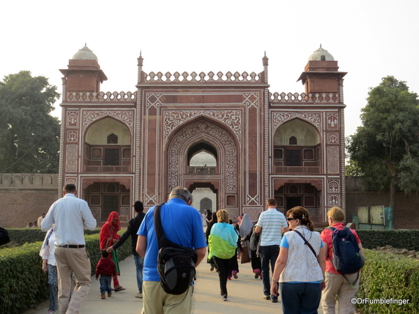 02 Tomb of Itimad Ud Paulah