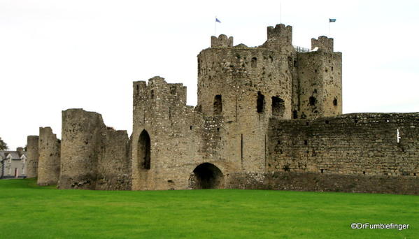 02c Trim Castle