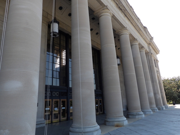 03-Museum Entrance