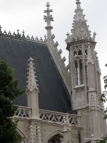 03 Cathedral of Our Blessed Lady of the Sablon. Courtesy Wikimedia and Wasily