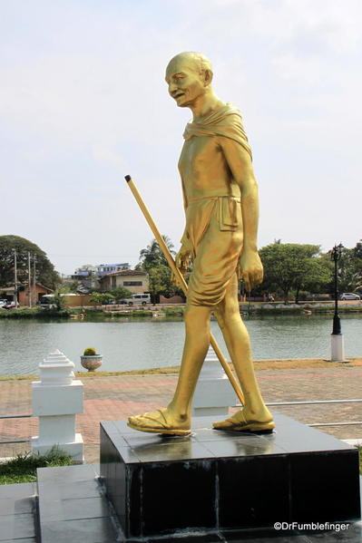 03 Gandhi Memorial Park, Batticaloa