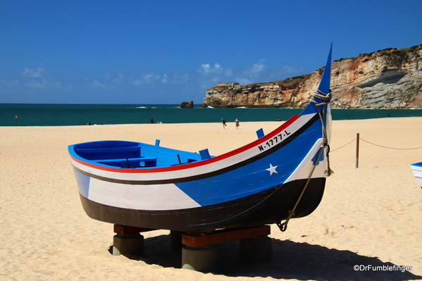 03 Nazare boats