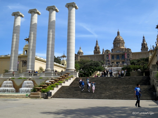 03 Plaça de les Cascades