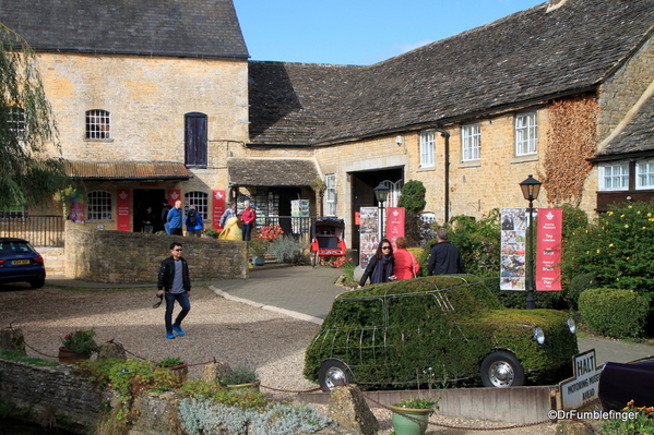 04 Cotswold Motoring Museum and Toy Collection (1)