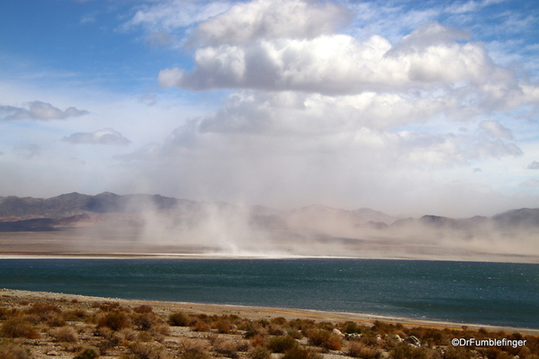 04 Walker Lake