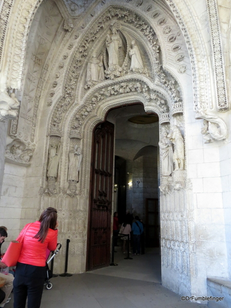 05 Doors, La sagrada Familia